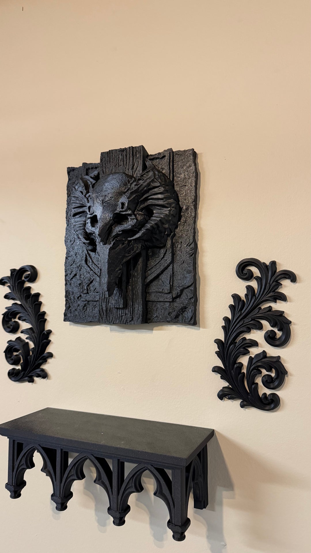 The Unearth Skull Wall decor Artifact 1