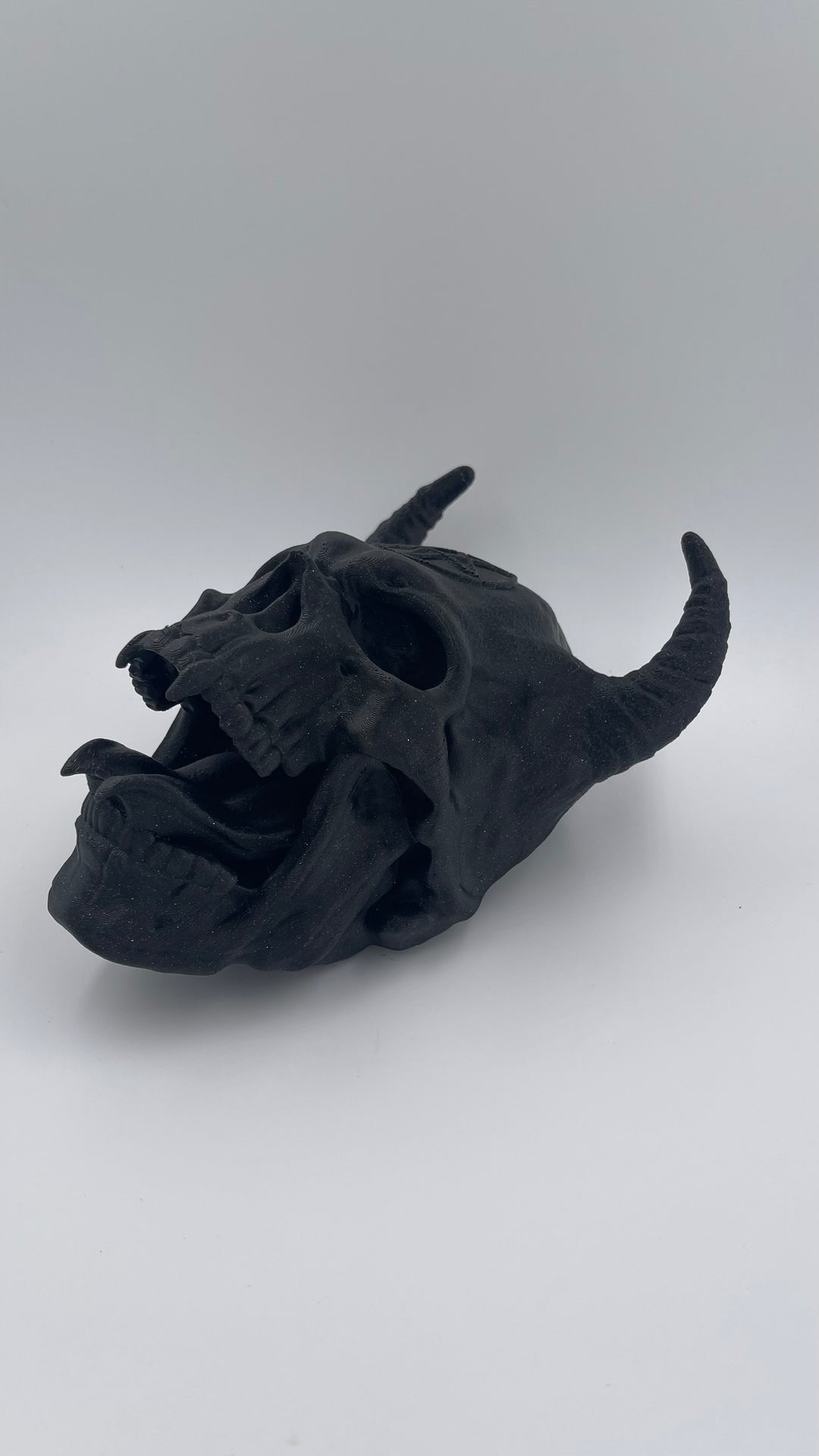 Diablo Demon Skull Wall Hang Prop - Gothic Home Decor Wall Display Piece