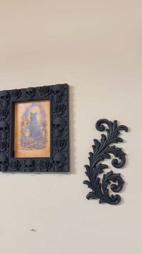 Gothic Skull DIY Picture Frame | Black Rose Border Photo Frame | Halloween Home Decor | Dark Aesthetic Wall Art | Spooky Vintage Style Decor