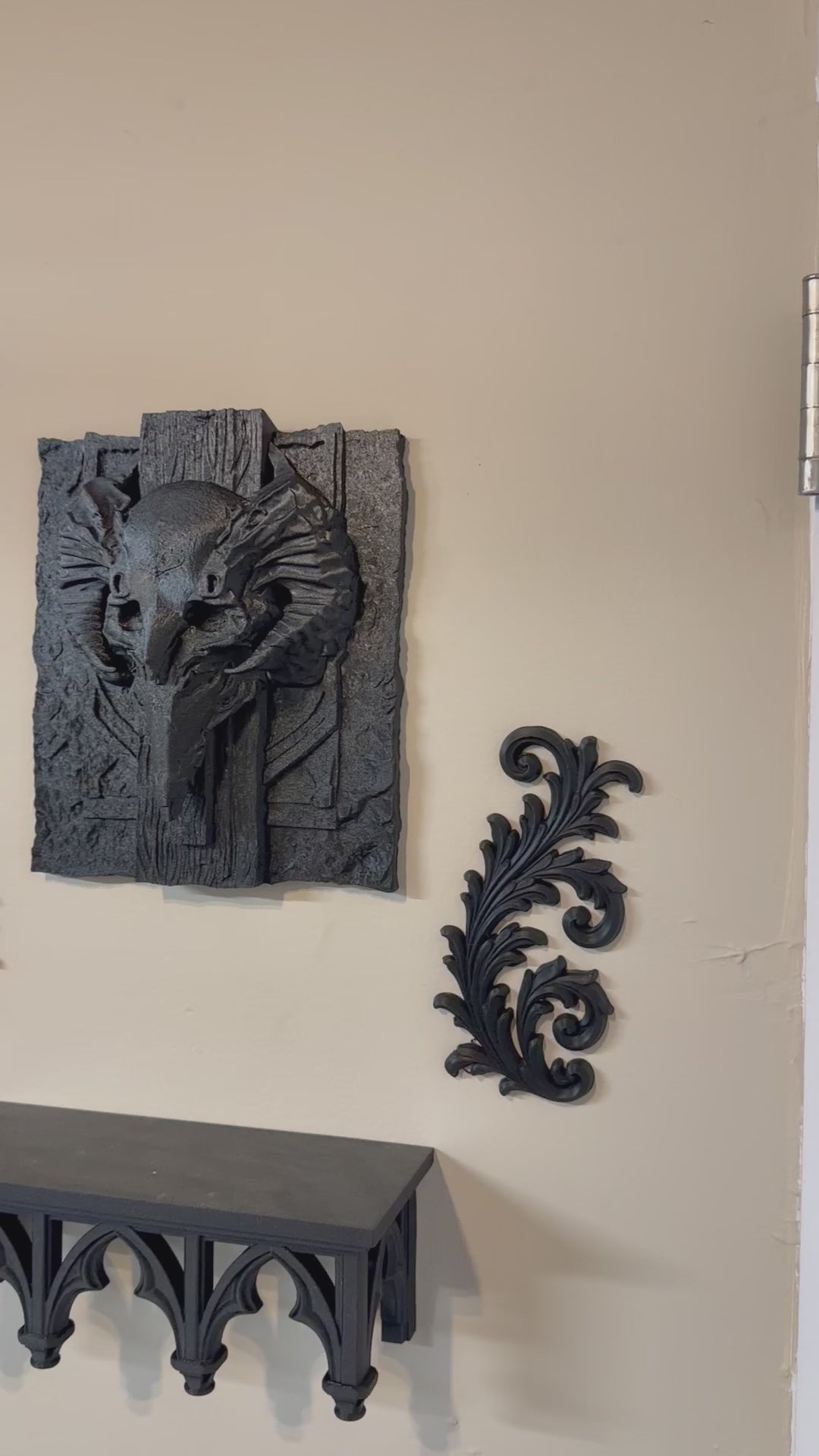 The Unearth Skull Wall decor Artifact 1